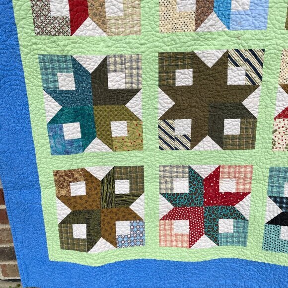 Boxy Stars Throw Quilt Floral Calico Geometric Squares 70" x 59" - Picture 3 of 13